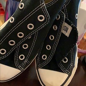 Converse kids size 12.5 unisex black chuck style